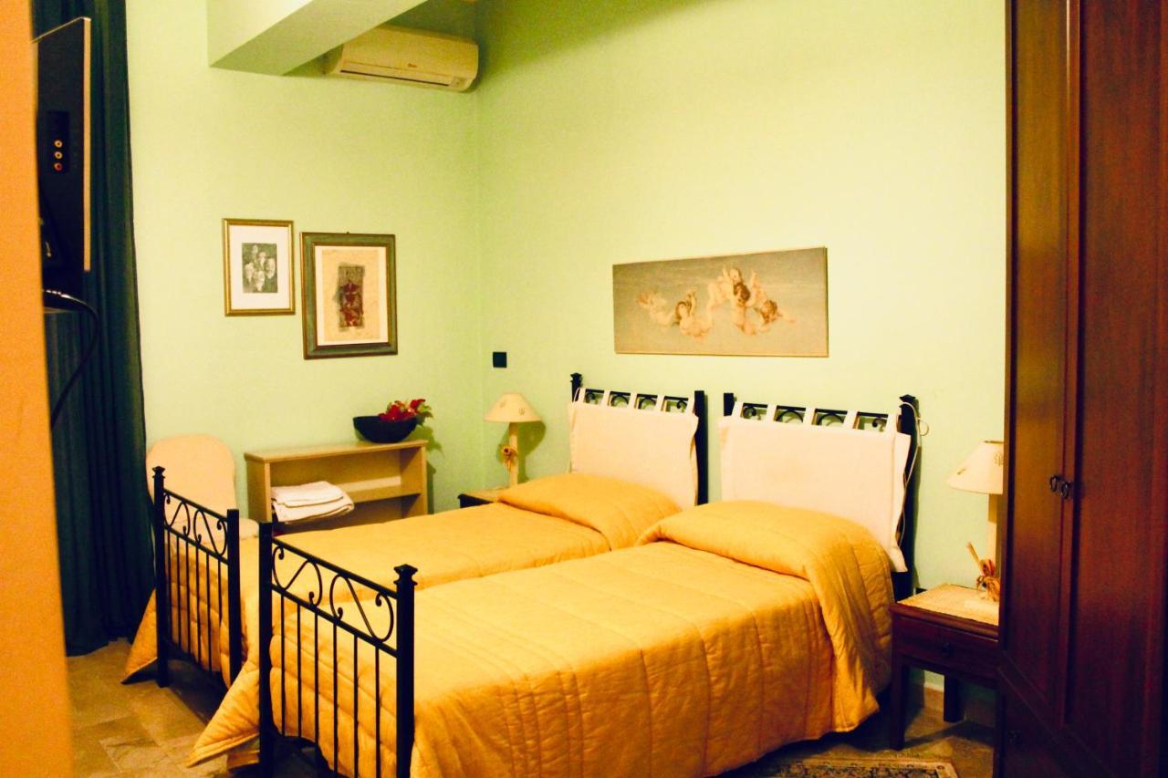 A Casa Di Mamma Hotel Milazzo Exterior photo
